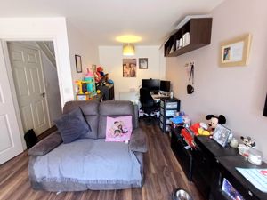 Photo 7- click for photo gallery